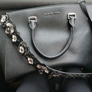 Micheal Kors Selma bag